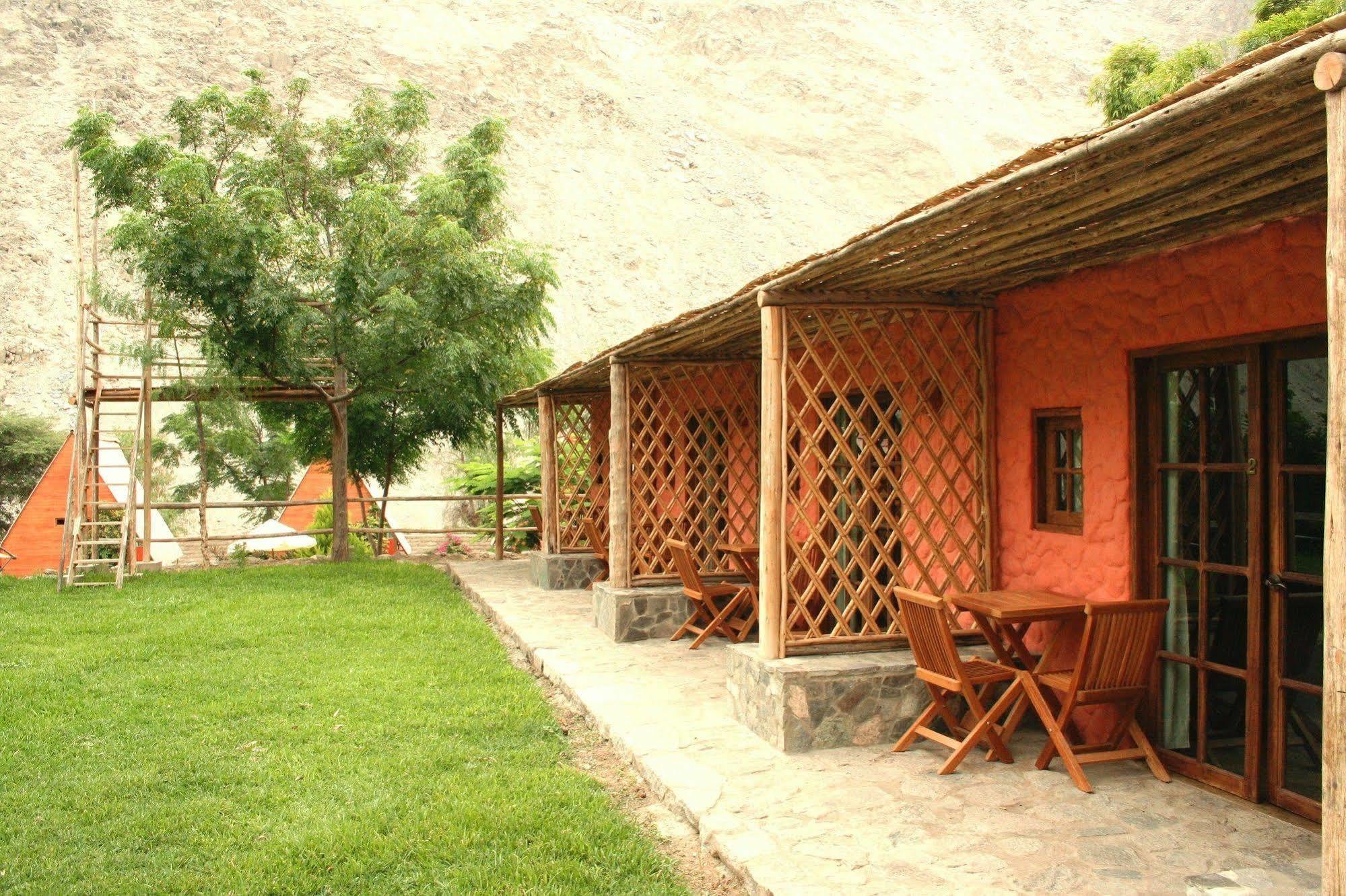 La Confianza Hotel Lunahuana Exterior photo
