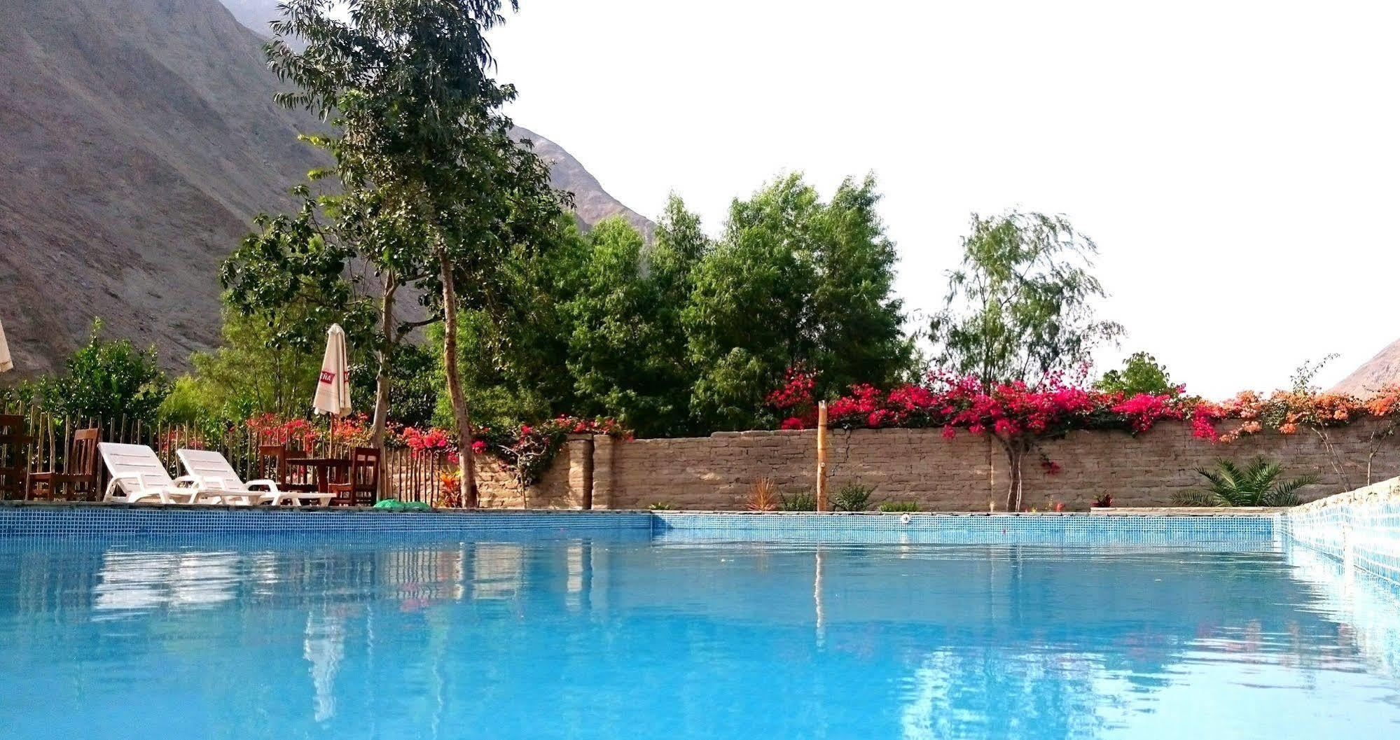 La Confianza Hotel Lunahuana Exterior photo