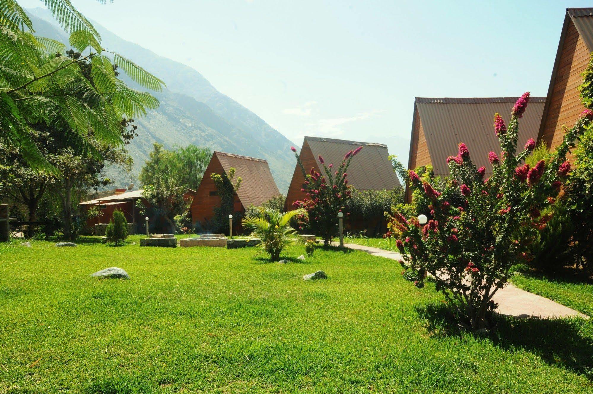 La Confianza Hotel Lunahuana Exterior photo